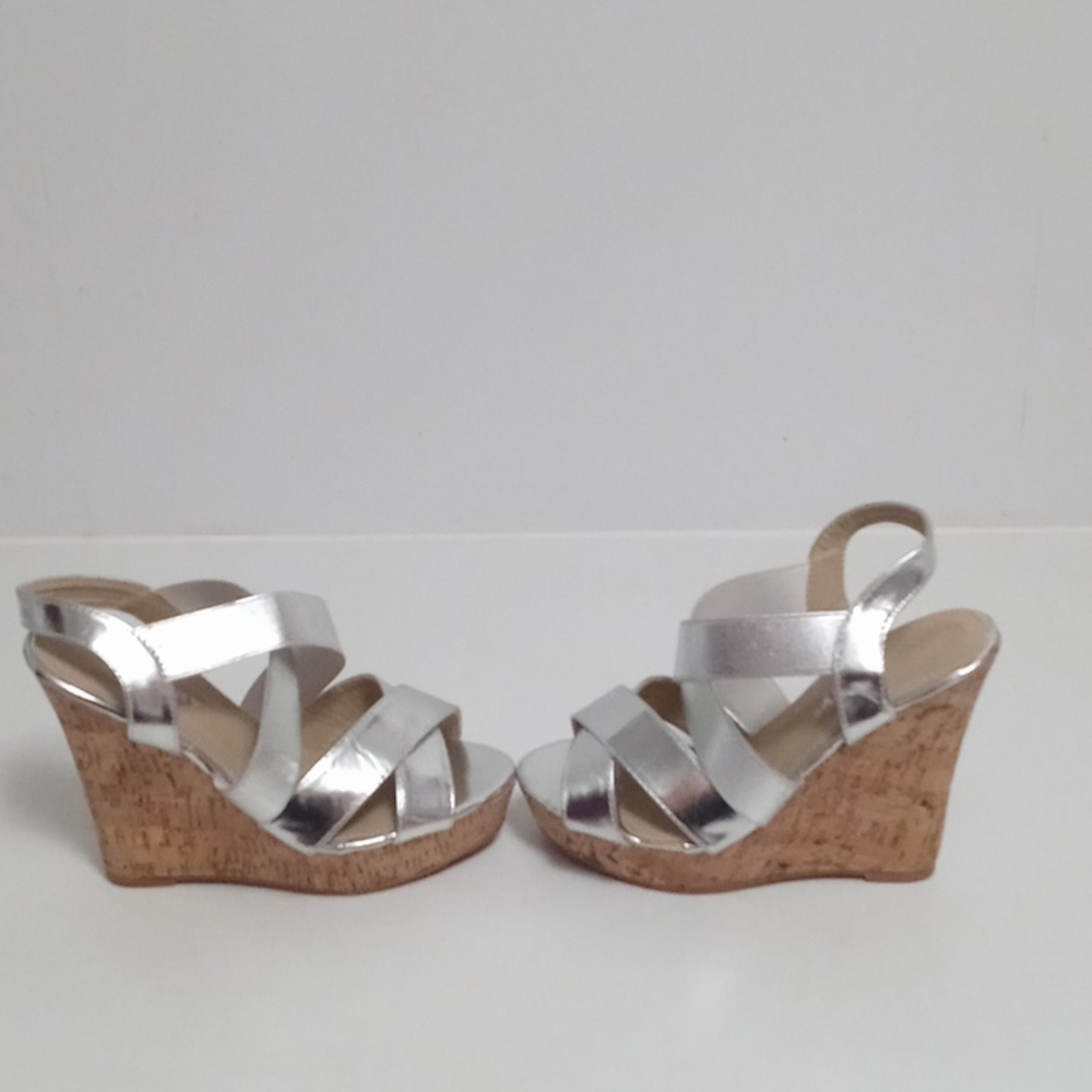 Via Pinky Collection Heels - Picture 3 of 4